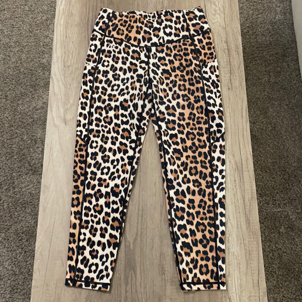 High waisted leopard print yoga pants